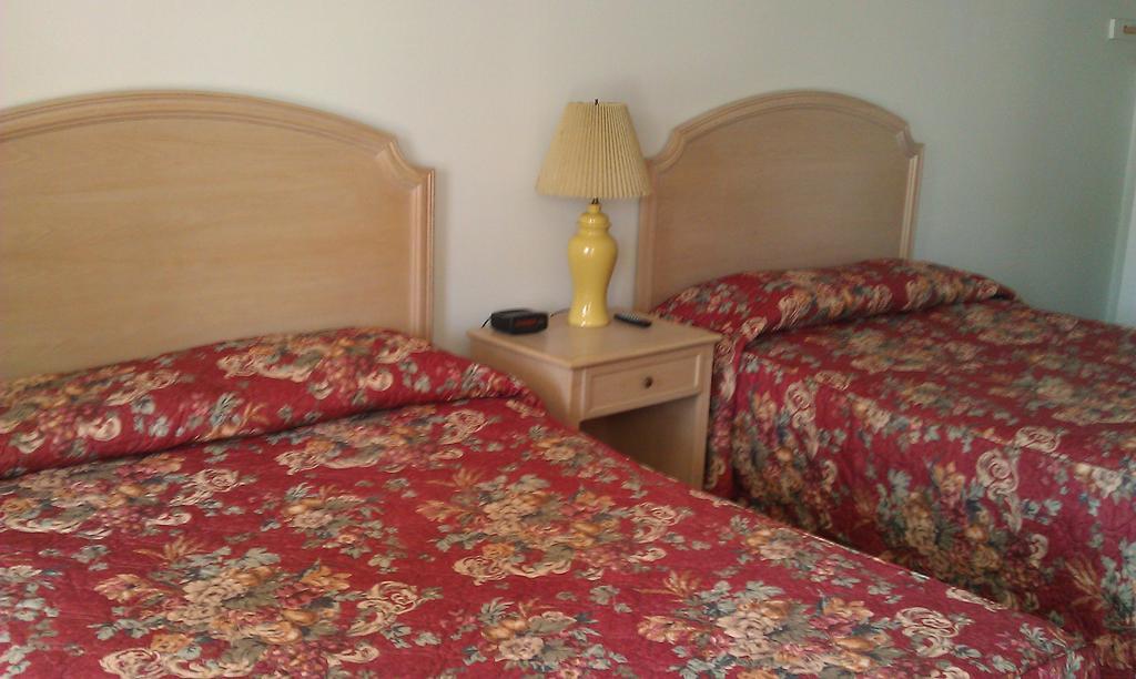 The Tallwood Motel Wells Rum bild
