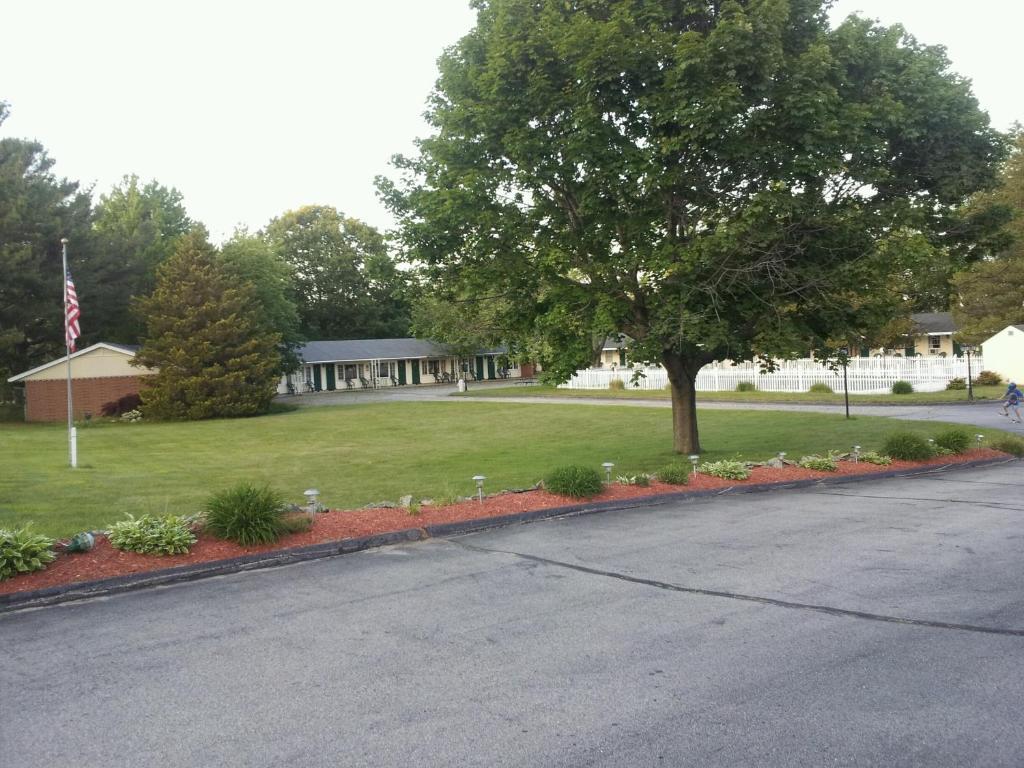 The Tallwood Motel Wells Exteriör bild